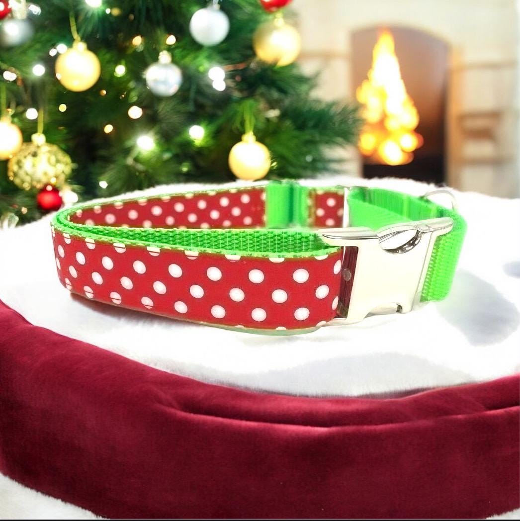 Christmas, Grinch Inspired, Buckle Martingale Dog Collar, Red, Green, Greyhound, Whippet, Personalized, Engraved, Custom, Puppy Collar, Cute